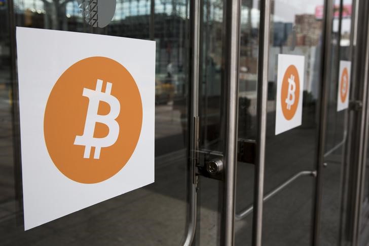 Bitcoin avança 10% com retorno da confiança aos investidores